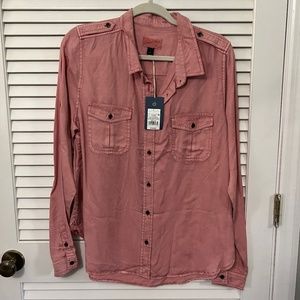 Universal Threads Button Up Shirt NWT Large